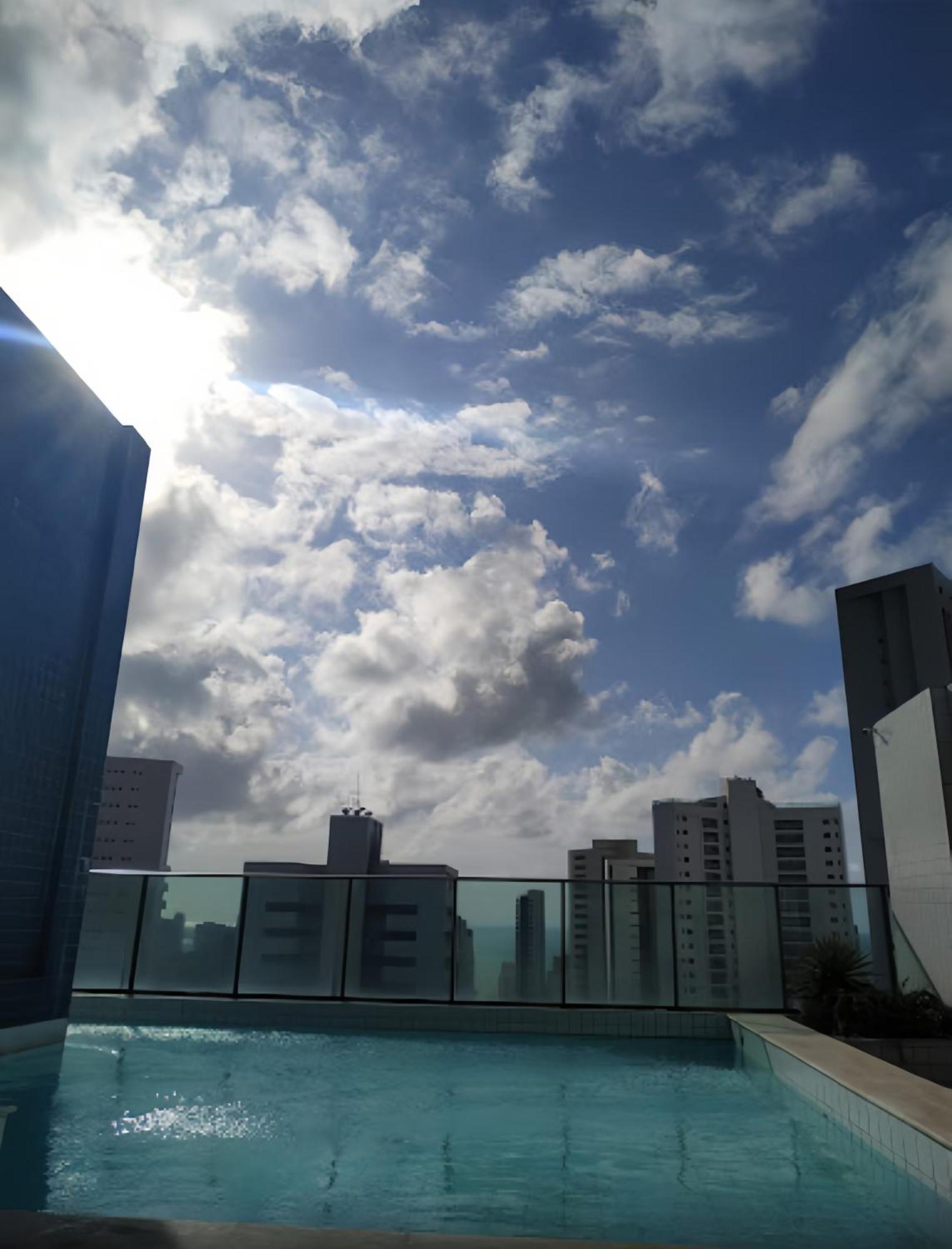 Flat Piscina No Rooftop Aluguel Temporada Em Recife Exterior foto
